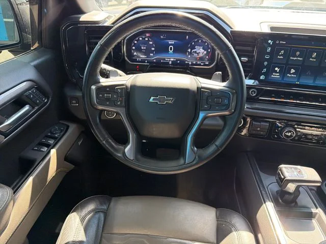 Used 2024 Black Chevrolet ZR2 image 33