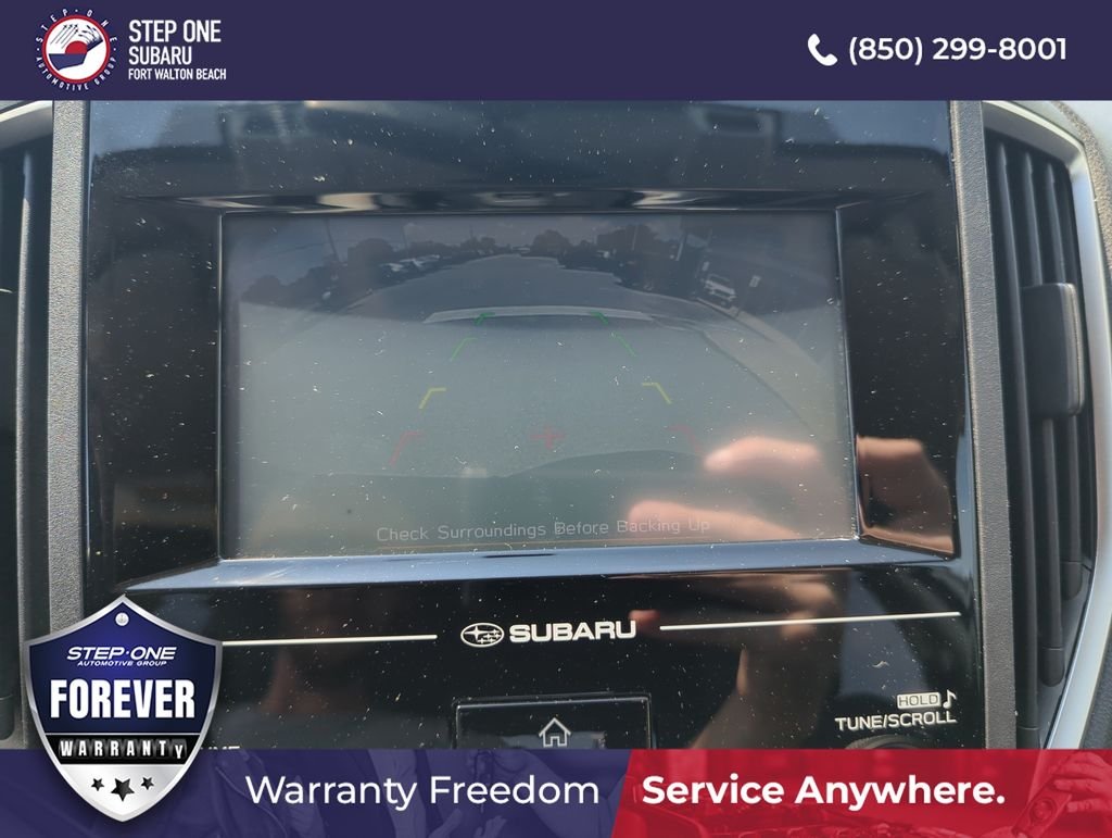 Used 2019 White Subaru 2.0i image 26