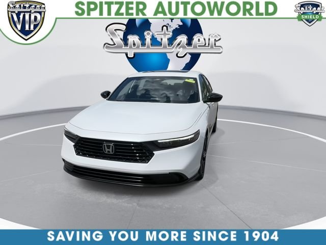 Used 2025 White Honda Sport image 6