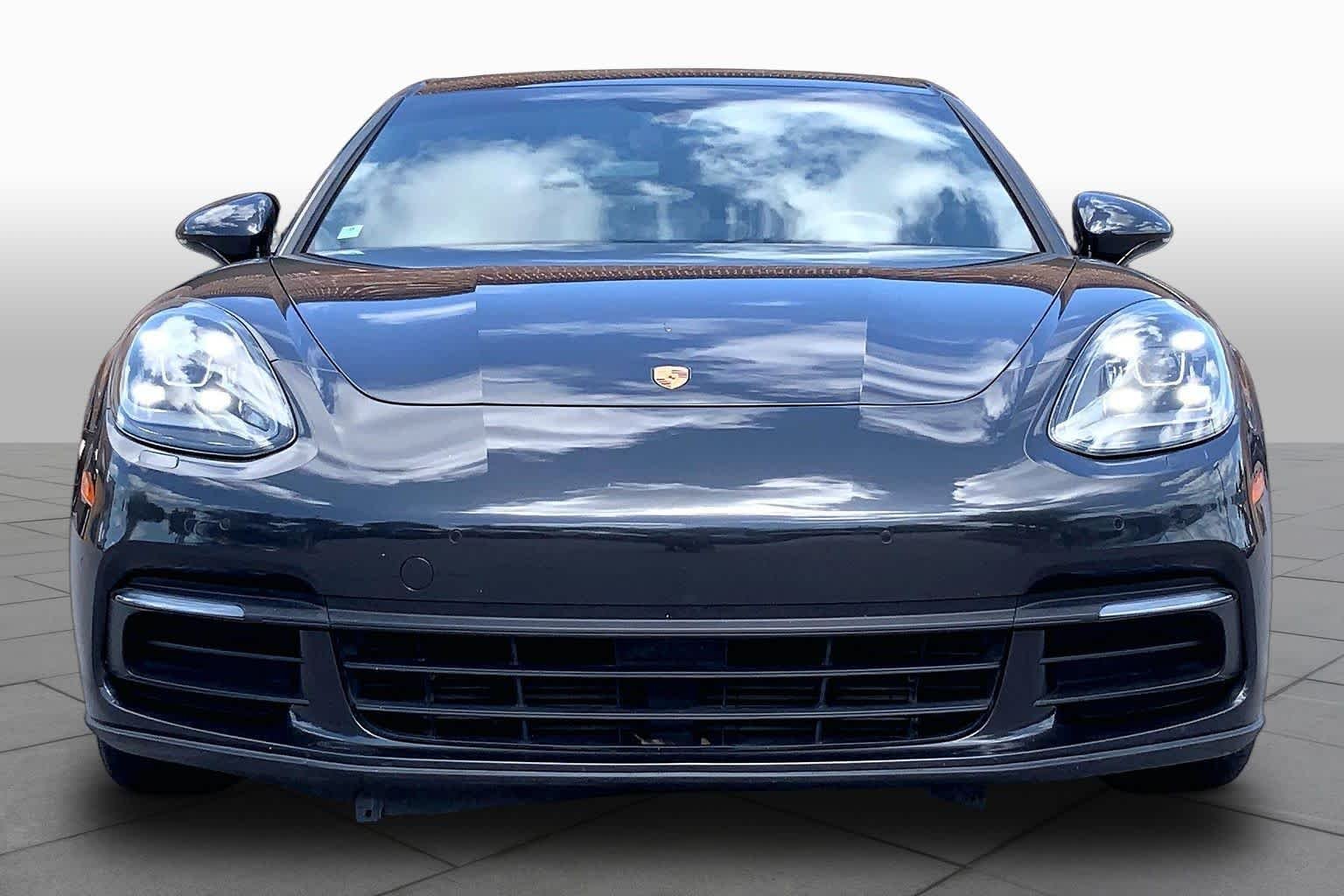 Pre-Owned 2019 Porsche Panamera 4