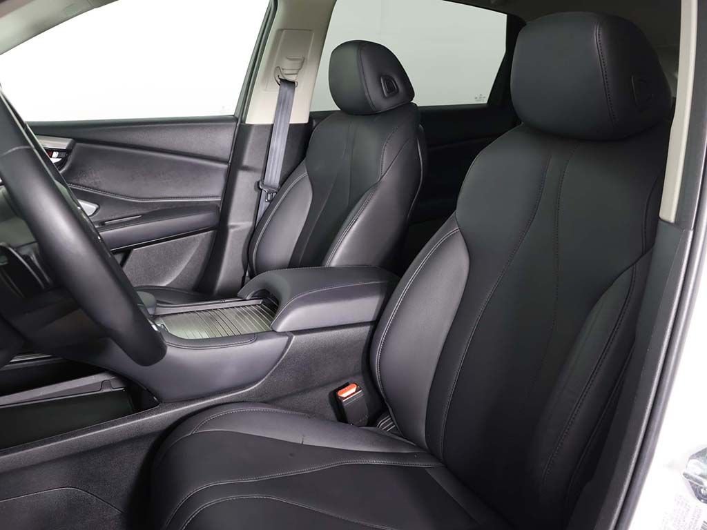 Used 2023 White Acura Base image 29