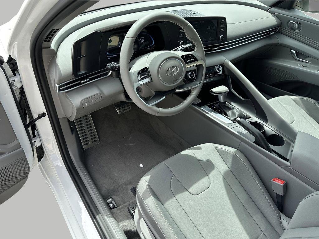 New 2026 Serenity White Hyundai SEL Sport image 8