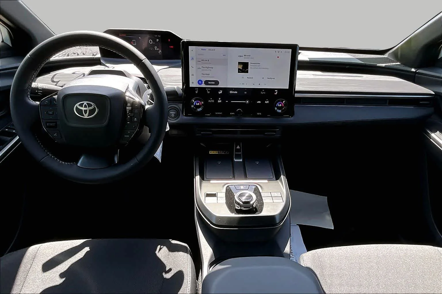New 2026 Wind Chill Pearl Toyota SE image 5