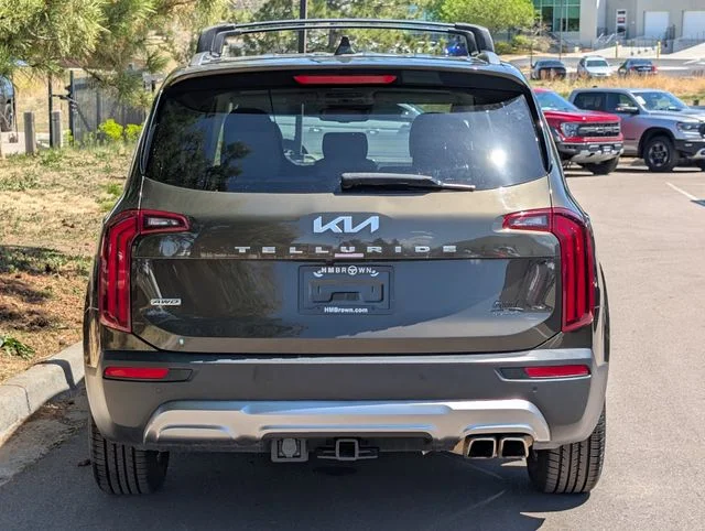 Used 2022 Moss Kia EX image 4