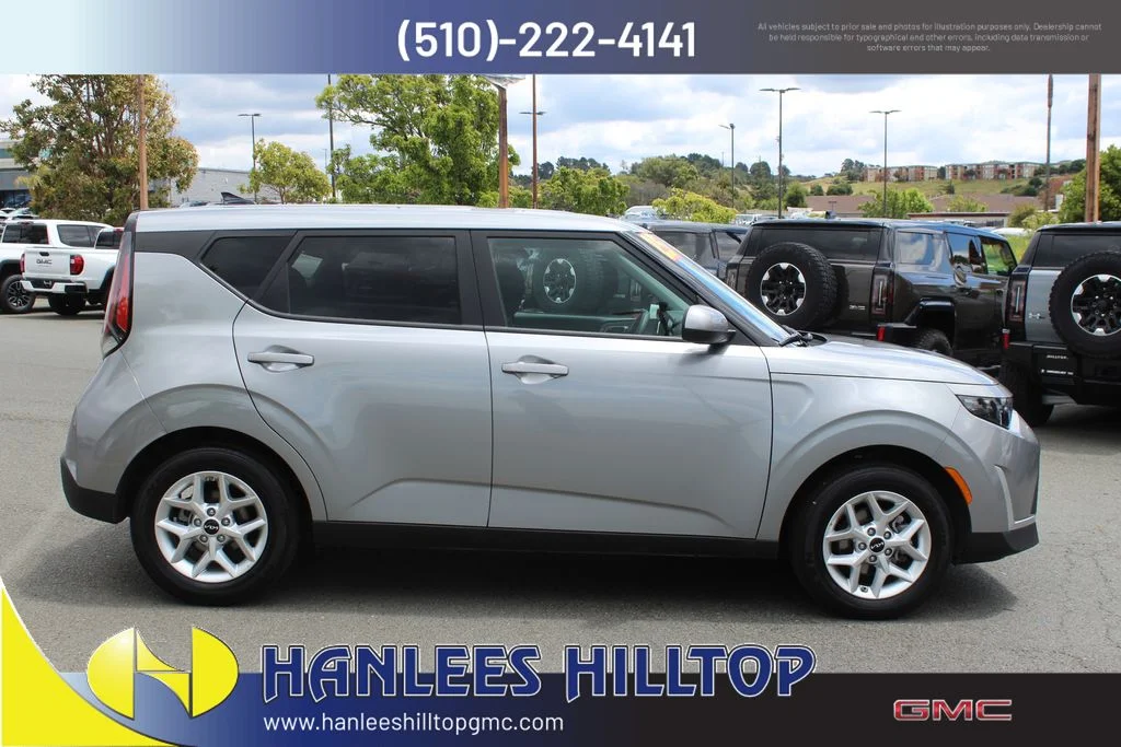 Used 2025 Gray Kia LX image 6