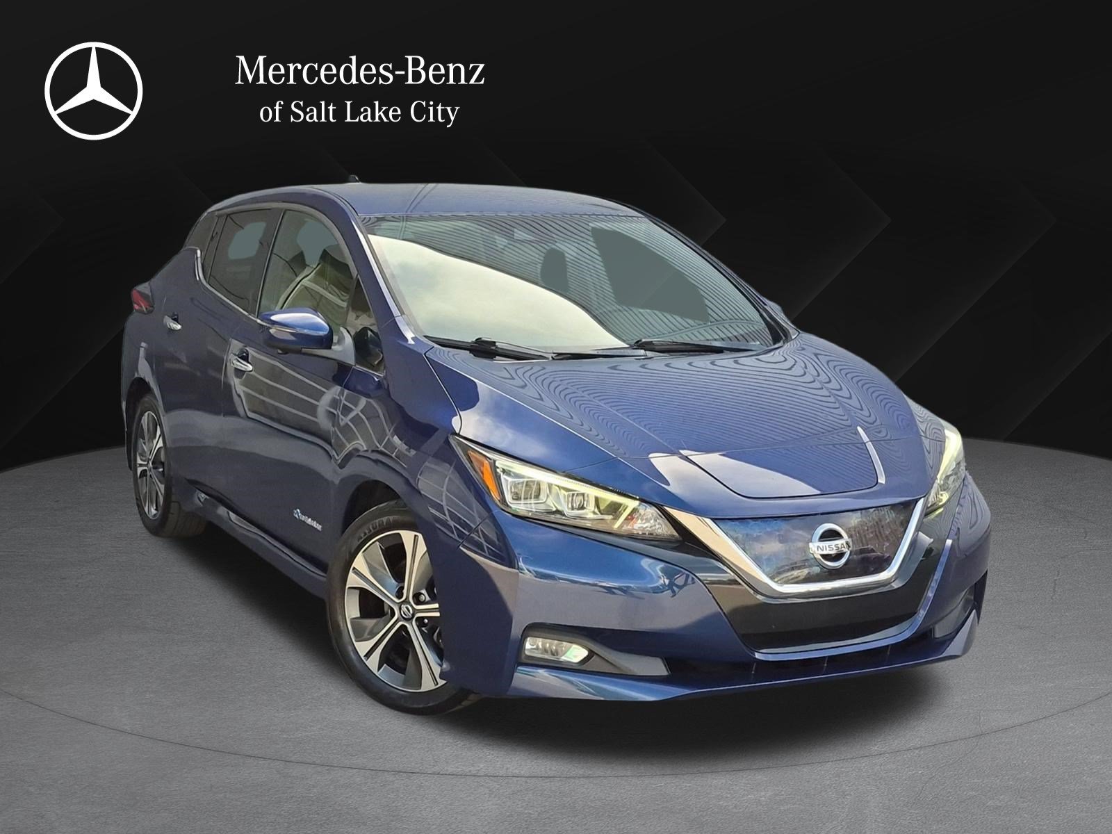 Used 2018 Deep Blue Pearl Nissan SL image 1
