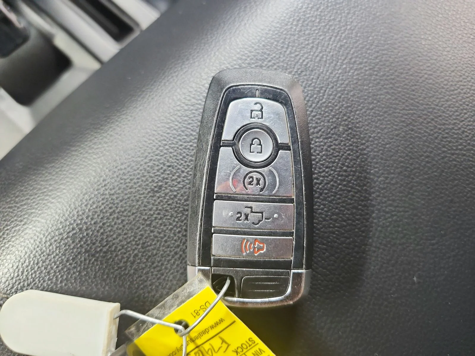 Used 2023 Gray Metallic Ford XLT image 32