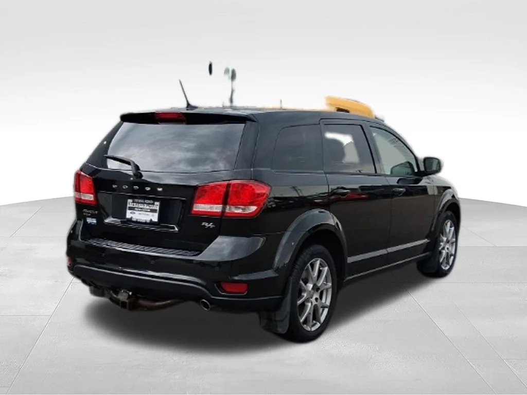 Used 2013 Brilliant Black Crystal Pearlcoat Dodge R/T image 7