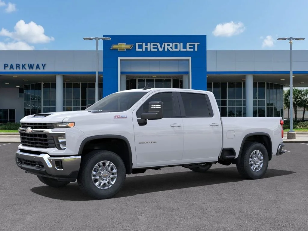 New 2025 Summit White Chevrolet LT image 2