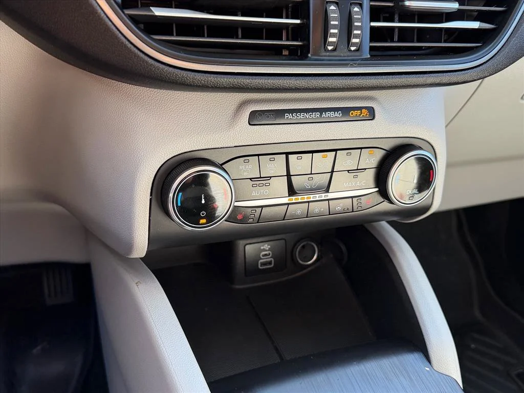 Used 2025 Blue Ford Active image 23