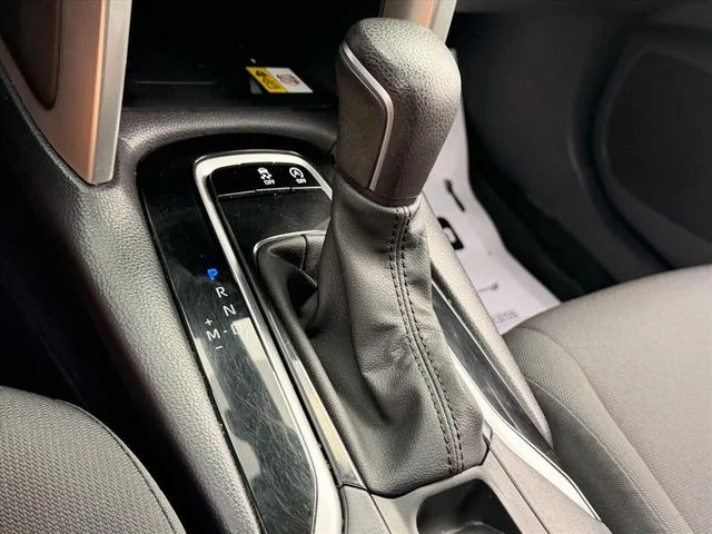 Used 2022 Red Toyota LE image 20