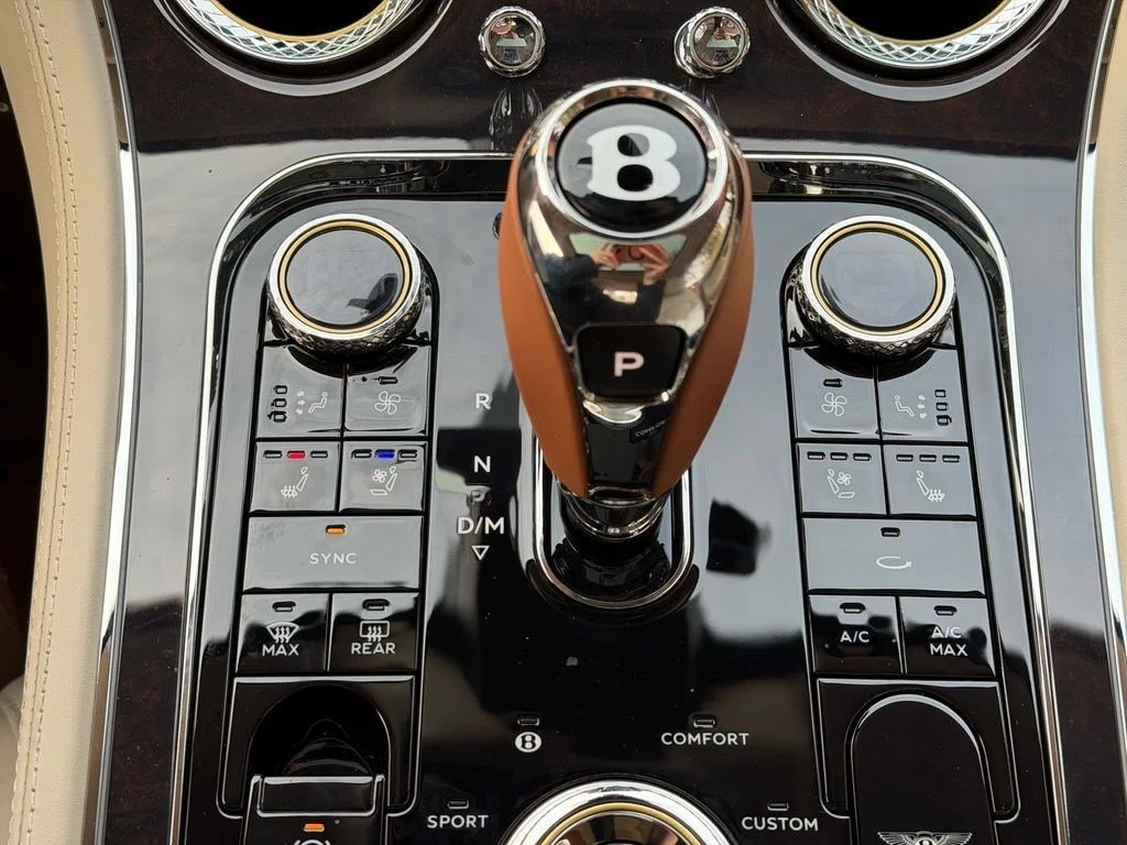 New 2026 Snow Quartz Bentley GT Azure image 29