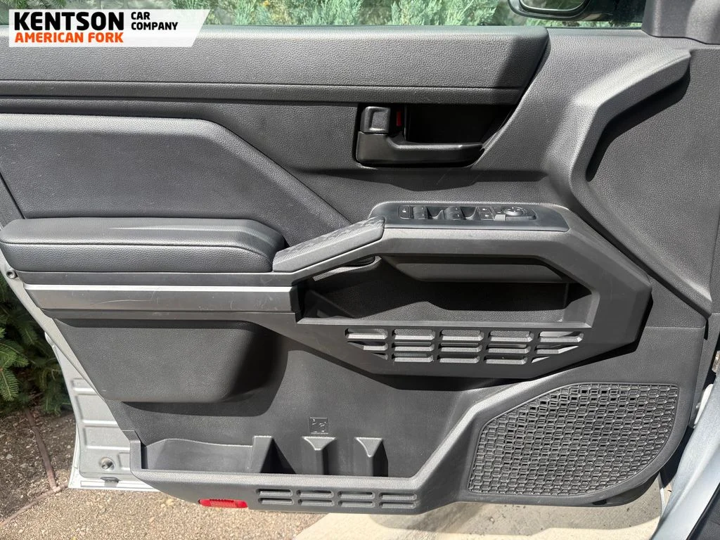 Used 2025 Silver Toyota SR5 image 18