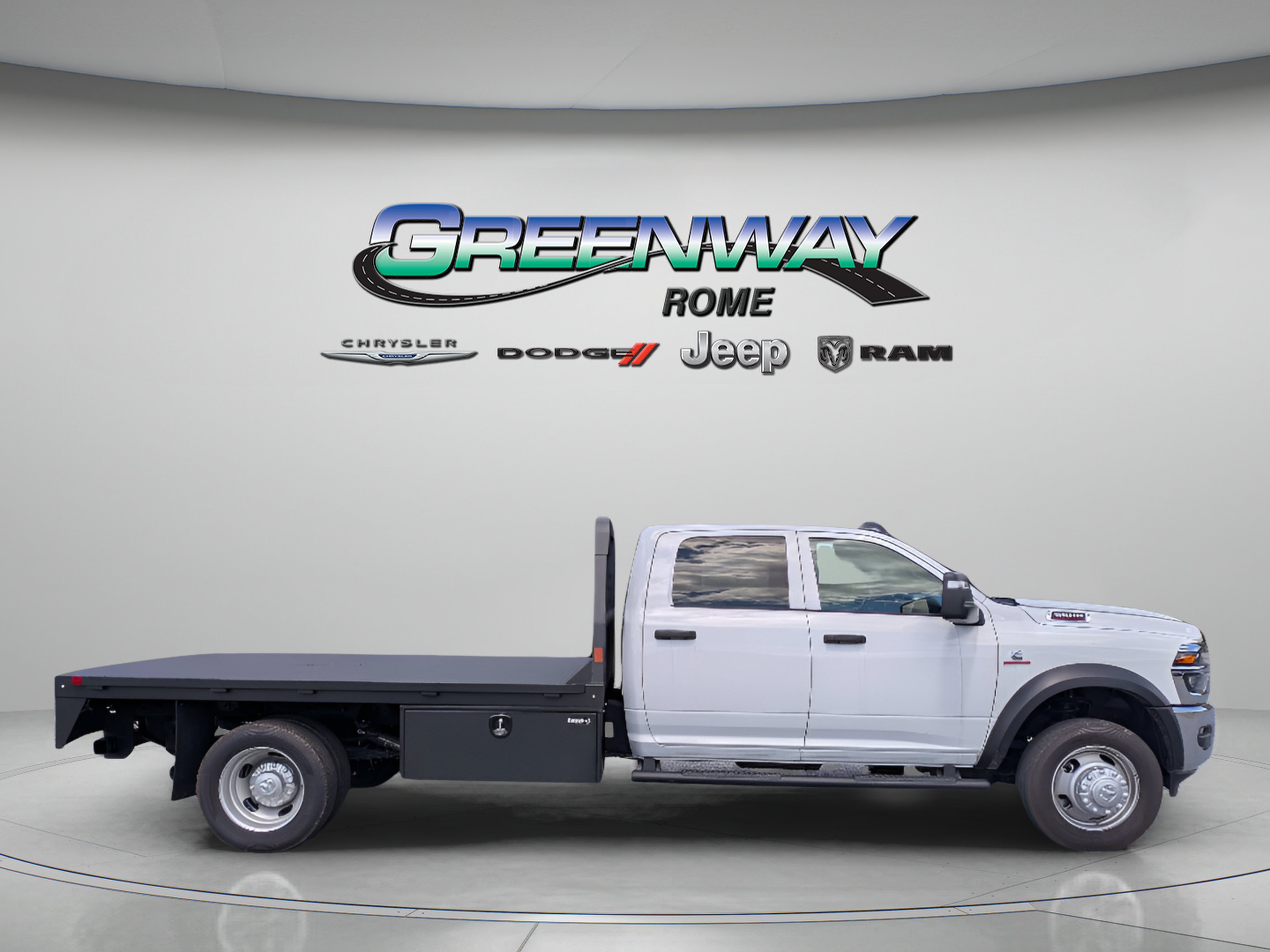 New 2026 Bright White Clear-Coat Exterior Paint RAM Tradesman image 7