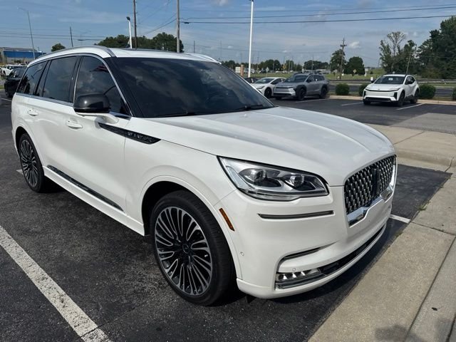 Used 2023 White Lincoln Black Label image 2