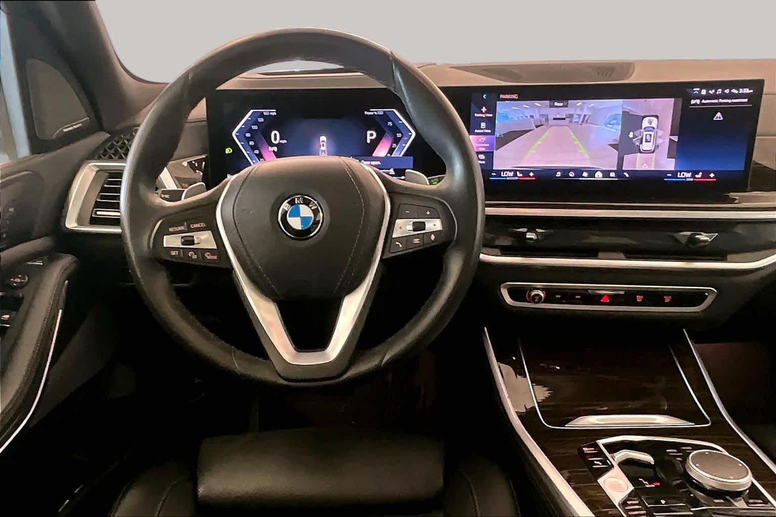 Used 2026 Alpine White BMW sDrive40i image 5