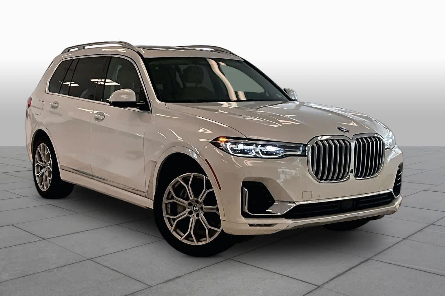 Used 2019 Mineral White Metallic BMW xDrive50i image 2