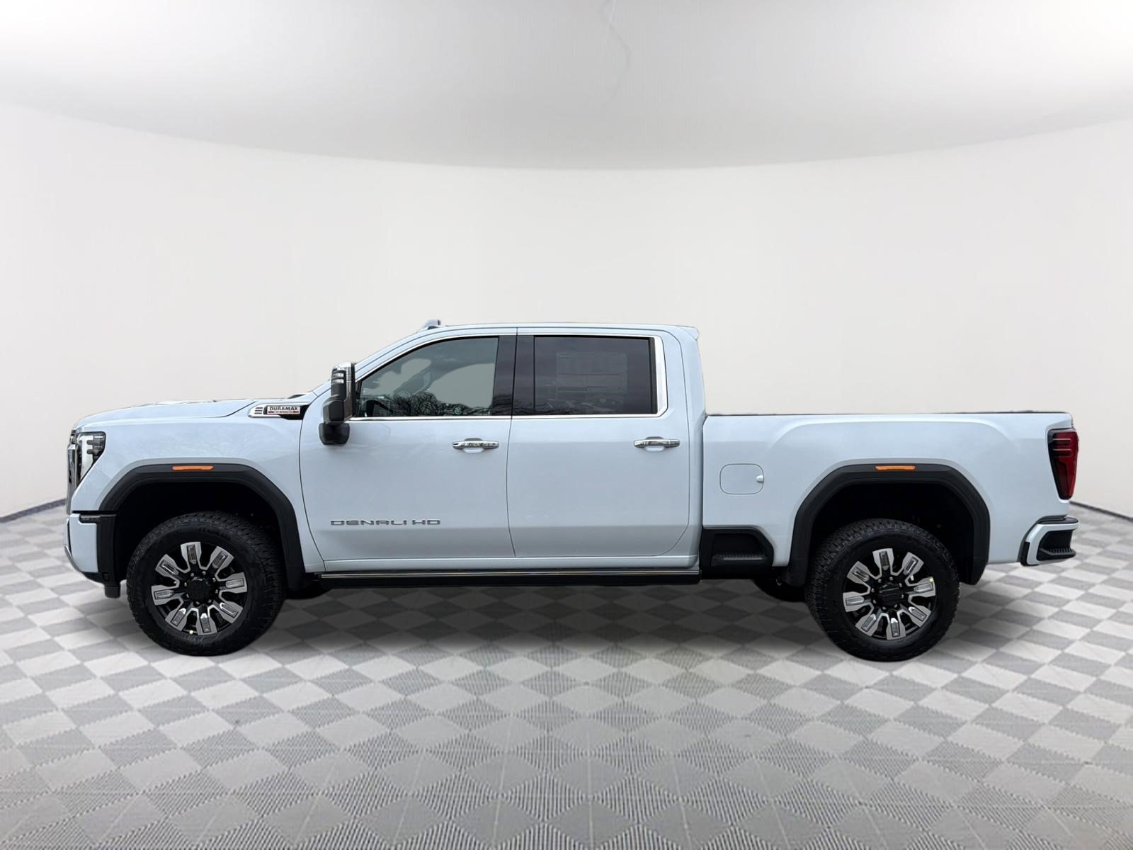 2026 GMC Sierra 2500HD Denali - Photo 8