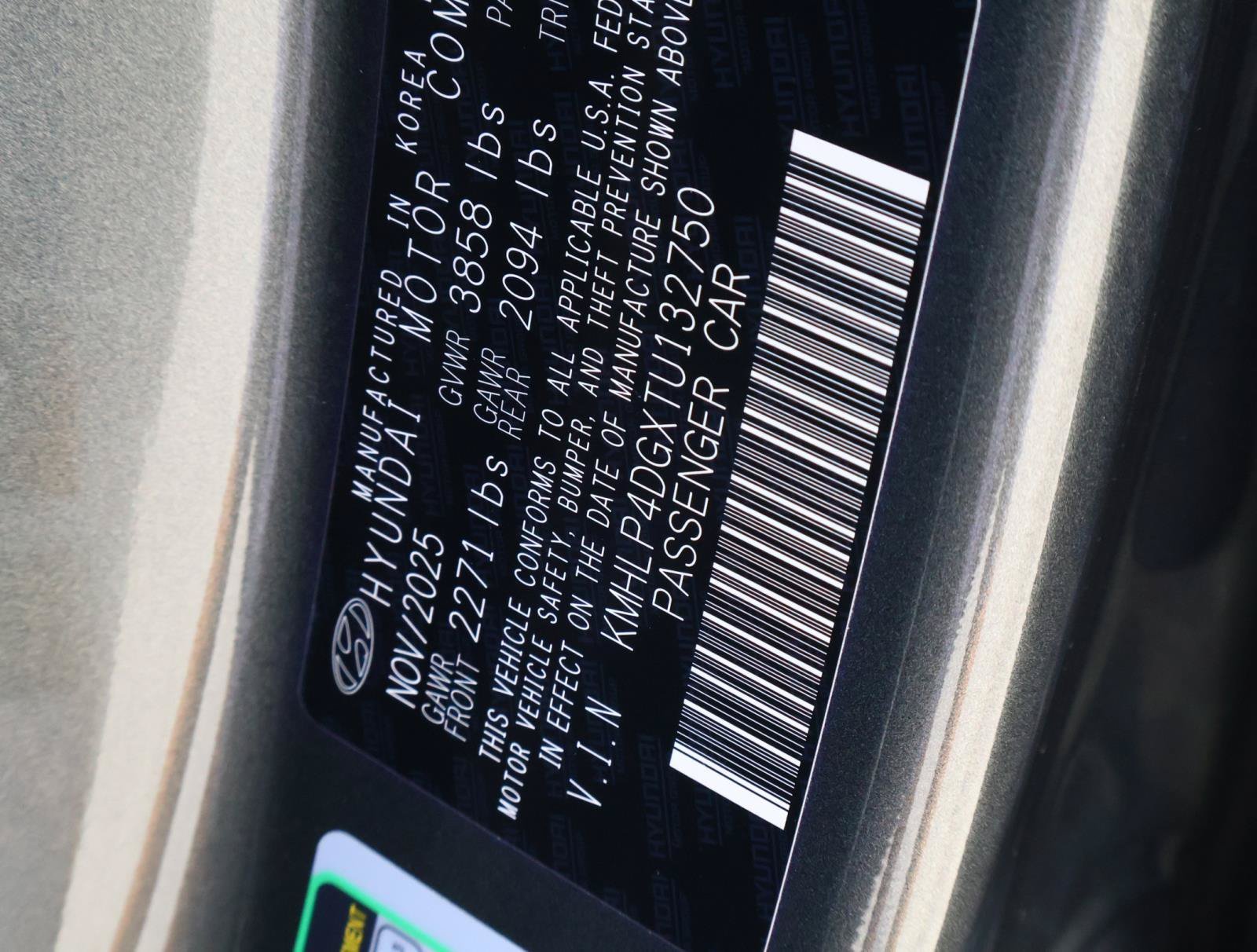 Certified Used 2026 Amazon Gray Hyundai Limited image 21