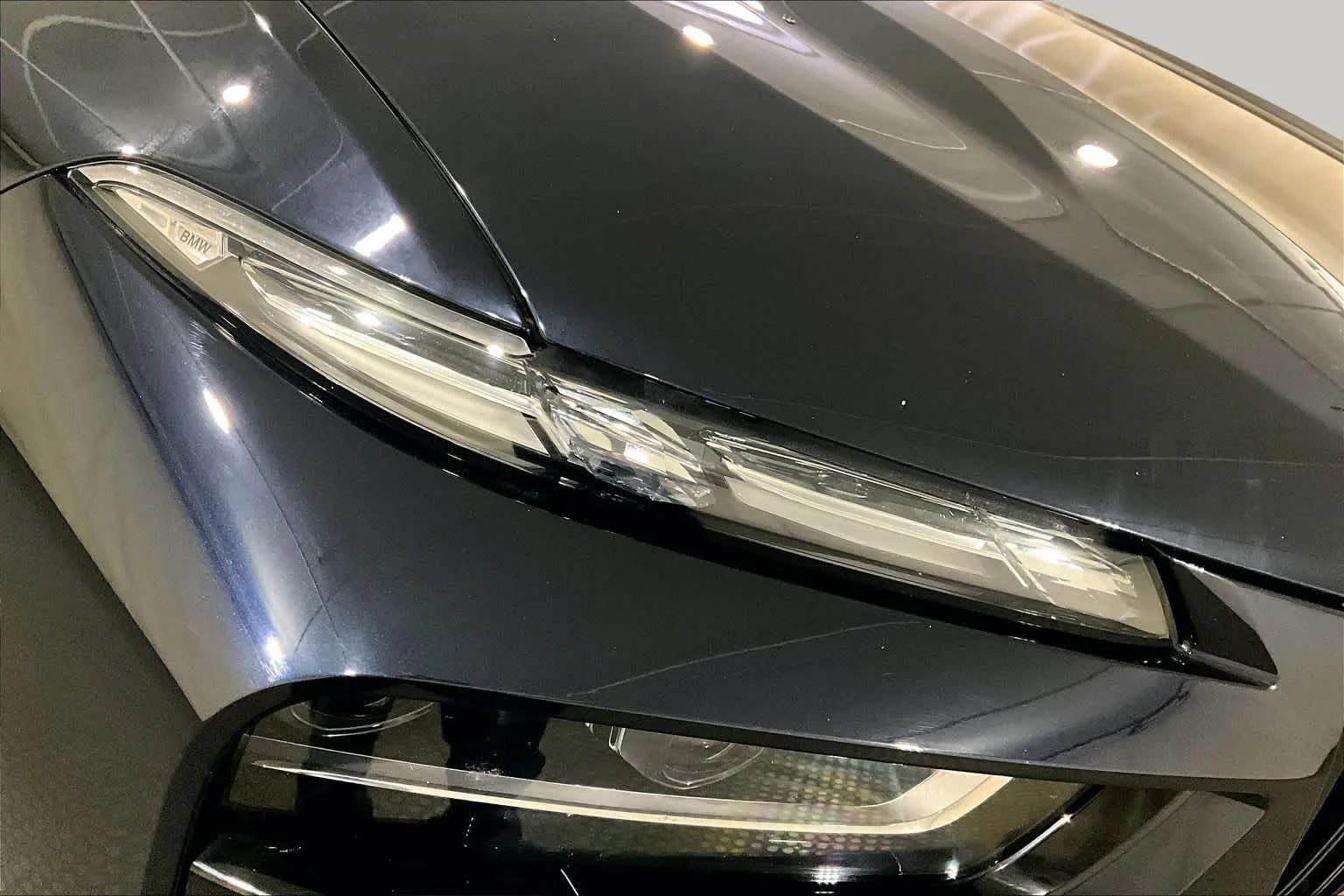 Certified Used 2025  BMW M60i image 26