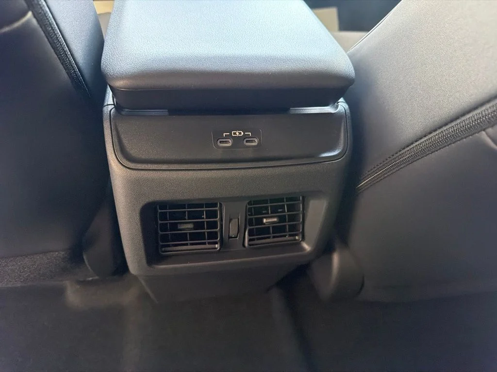 New 2026 Overcast Toyota  SE image 26