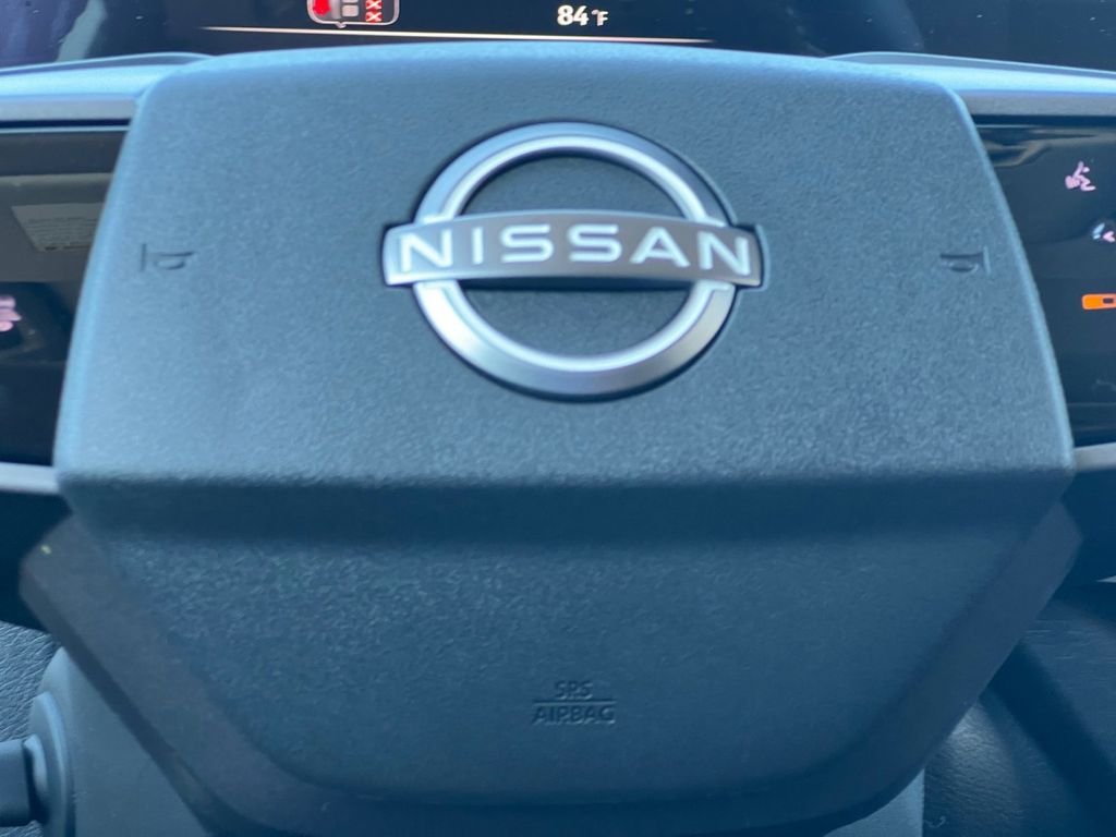 New 2026 Aurora Blue Pearl Metallic / Super Black Two-tone Nissan Platinum image 6