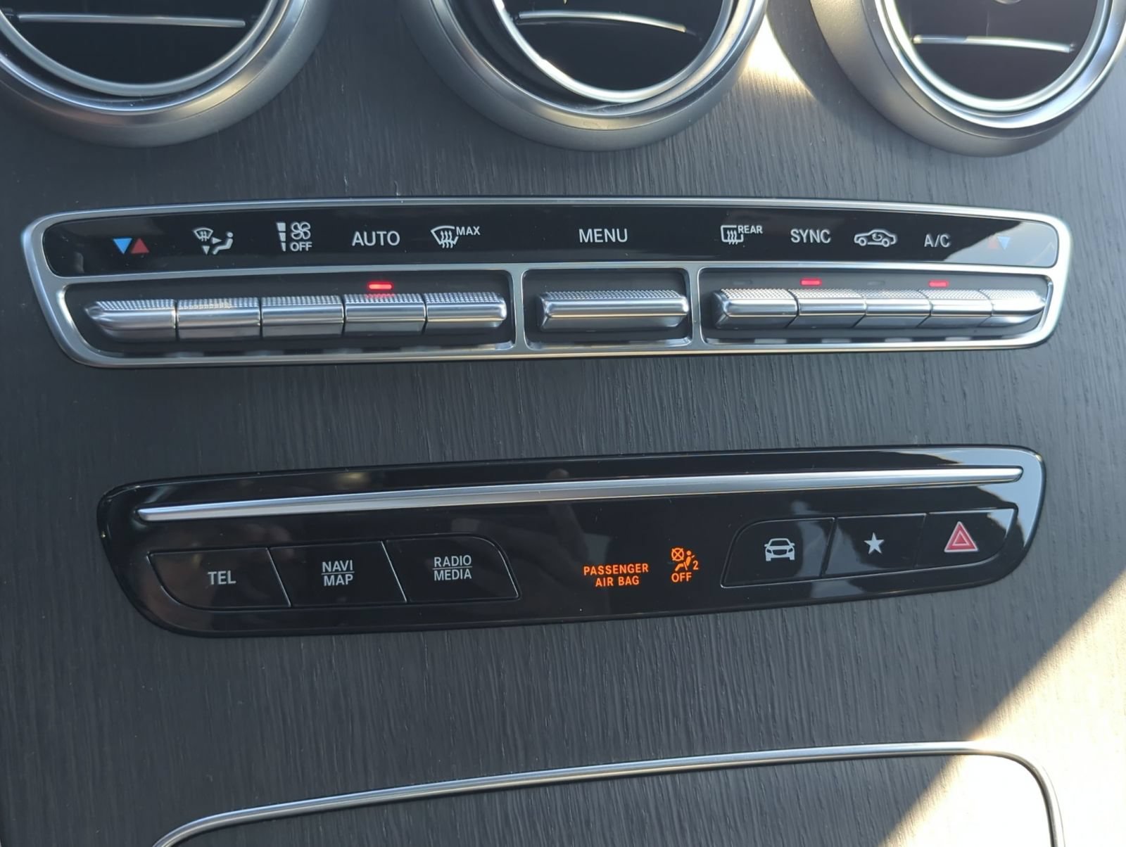 Used 2022 Black Mercedes-Benz GLC 300 image 20