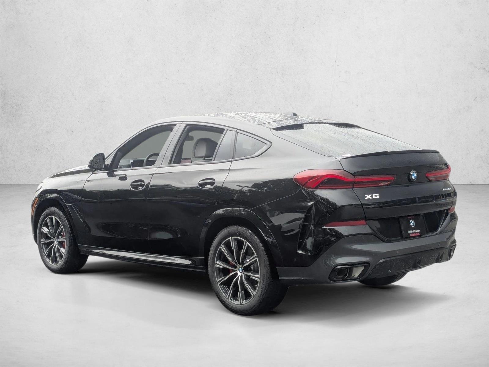 Used 2026 Black Sapphire Metallic BMW xDrive40i image 9