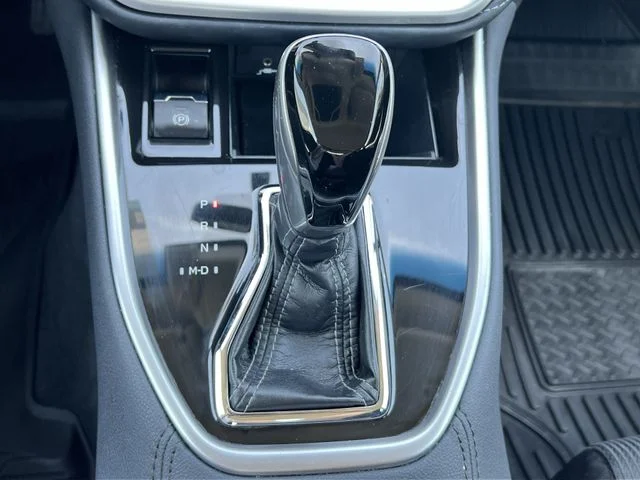 Used 2020 Silver Subaru Premium image 21