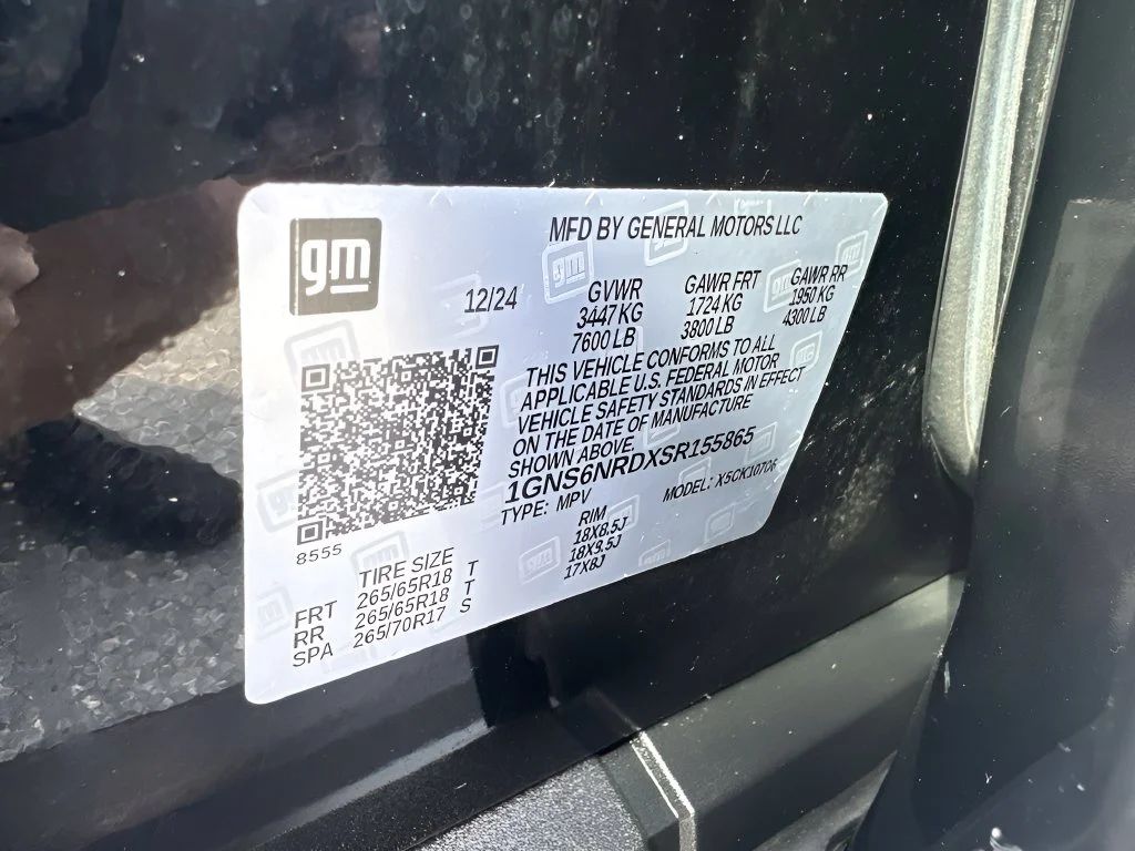 Used 2025 Black Chevrolet LT image 34