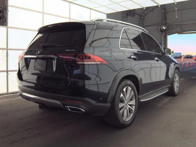 Used 2020  Mercedes-Benz GLE 450 image 2