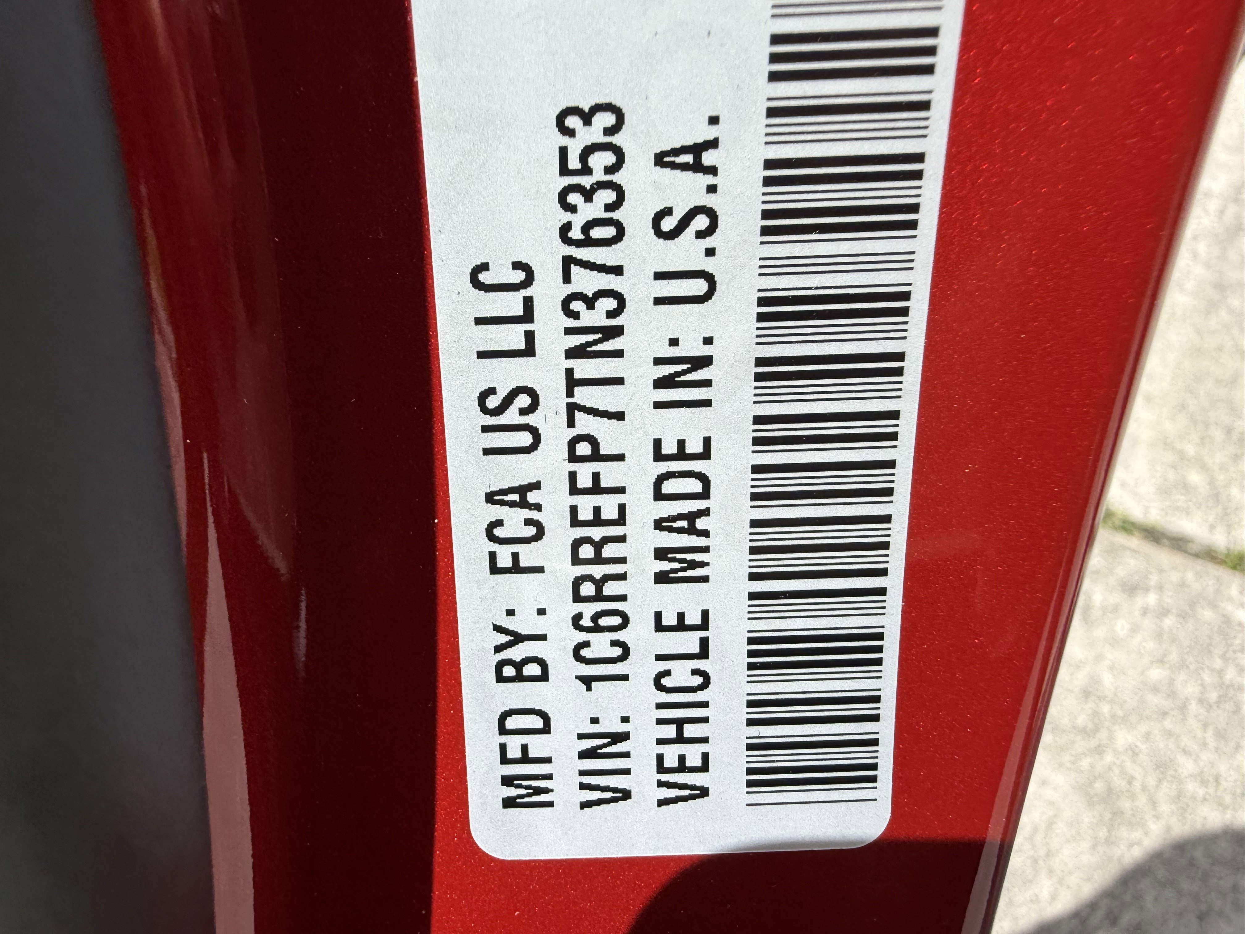 New 2026 Molten Red Pearl-Coat Exterior Paint RAM Lone Star image 17
