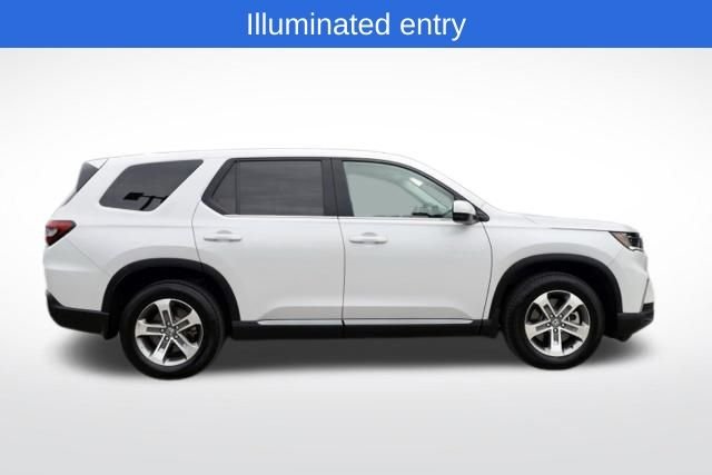 Used 2025 Platinum White Pearl Honda EX-L image 13