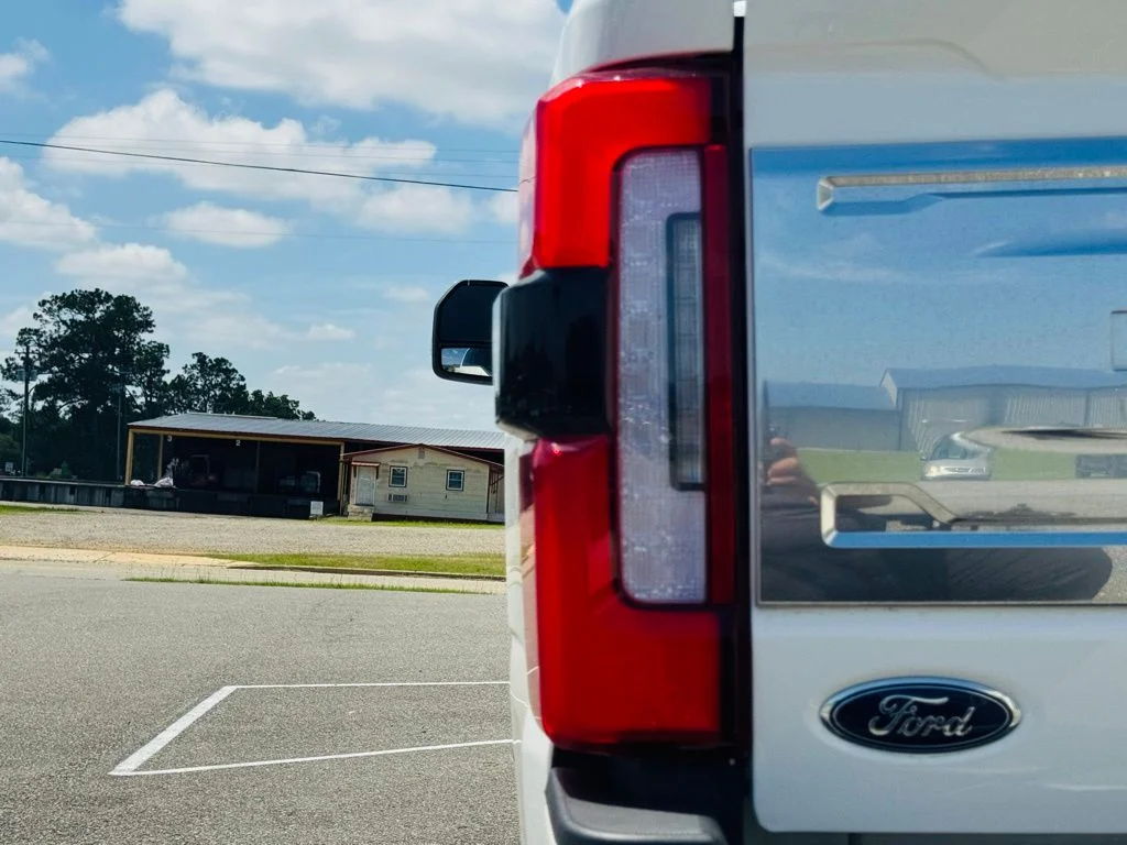 Used 2024 White Ford Platinum image 33