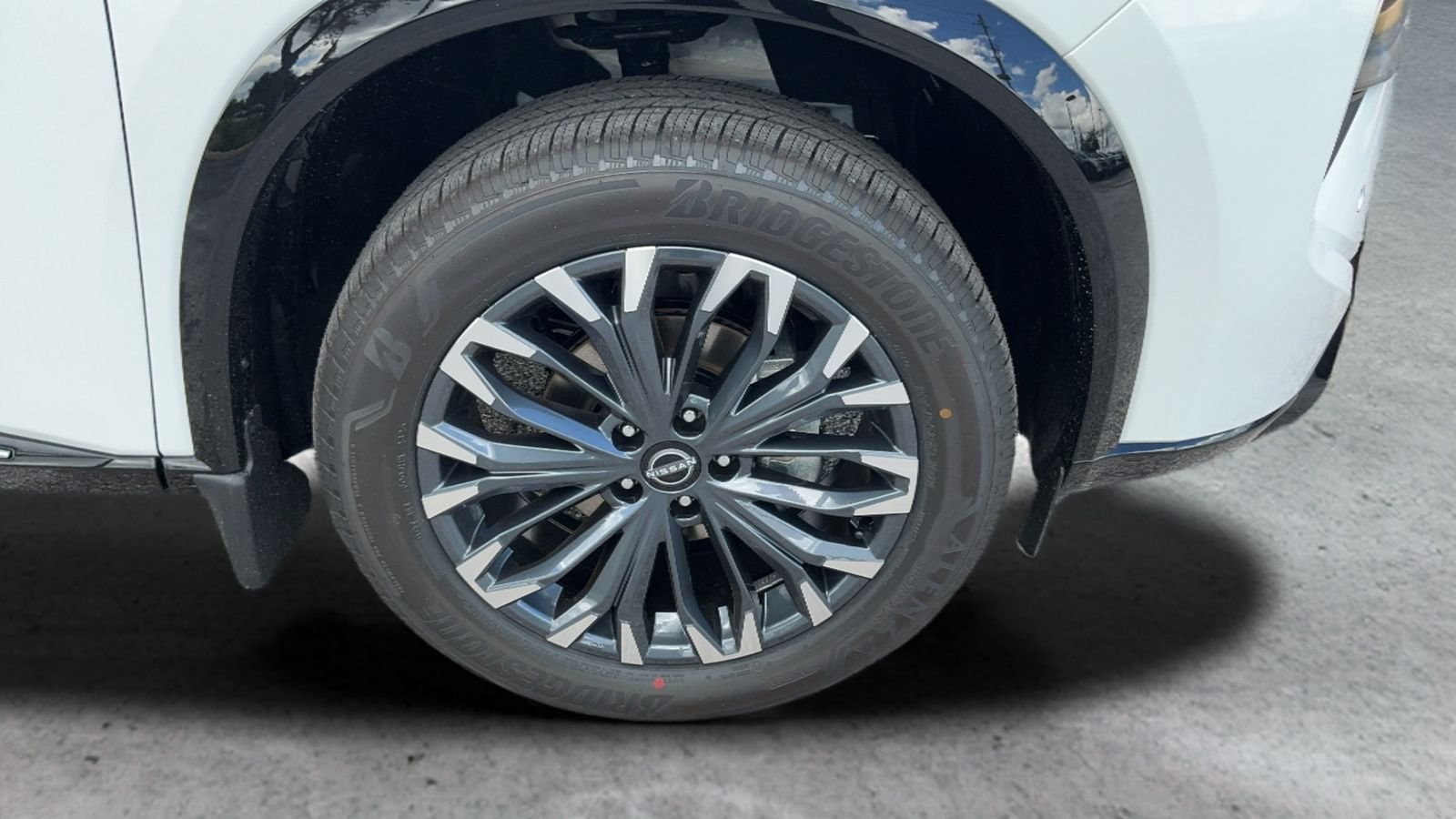 New 2026 White Nissan Platinum image 44