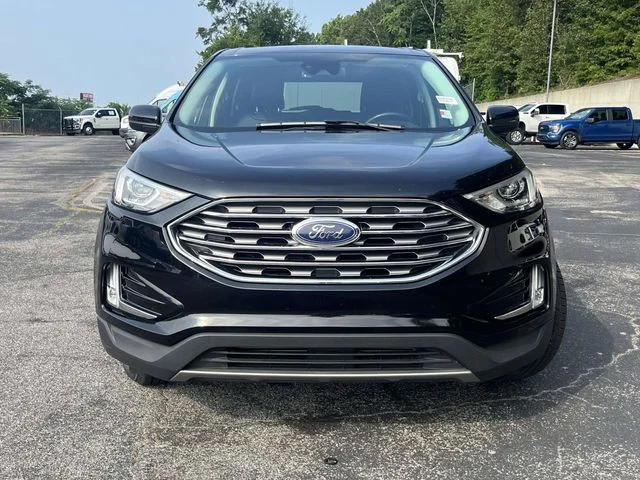 Certified Used 2021 Agate Black Metallic Ford SEL image 9