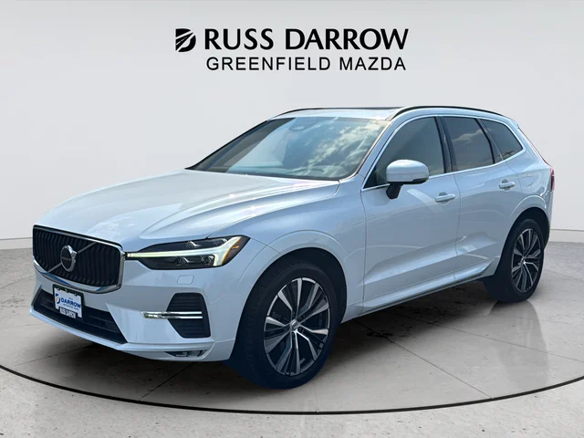 2022 Volvo XC60 B5 Momentum