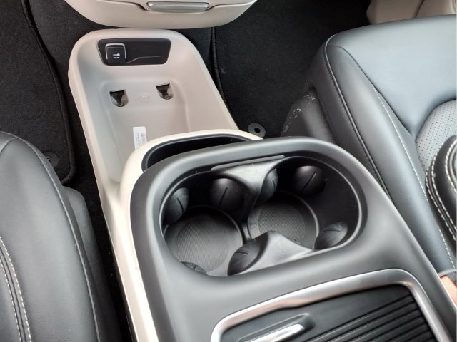 Used 2024 Black Chrysler Touring L image 28