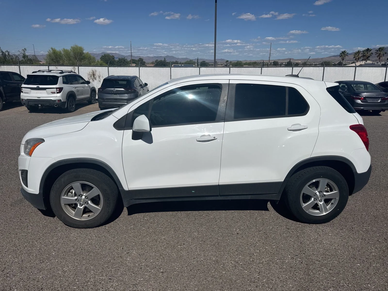 Used 2015 Chevrolet Trax LS with VIN 3GNCJPSB0FL243635 for sale in Kingman, AZ