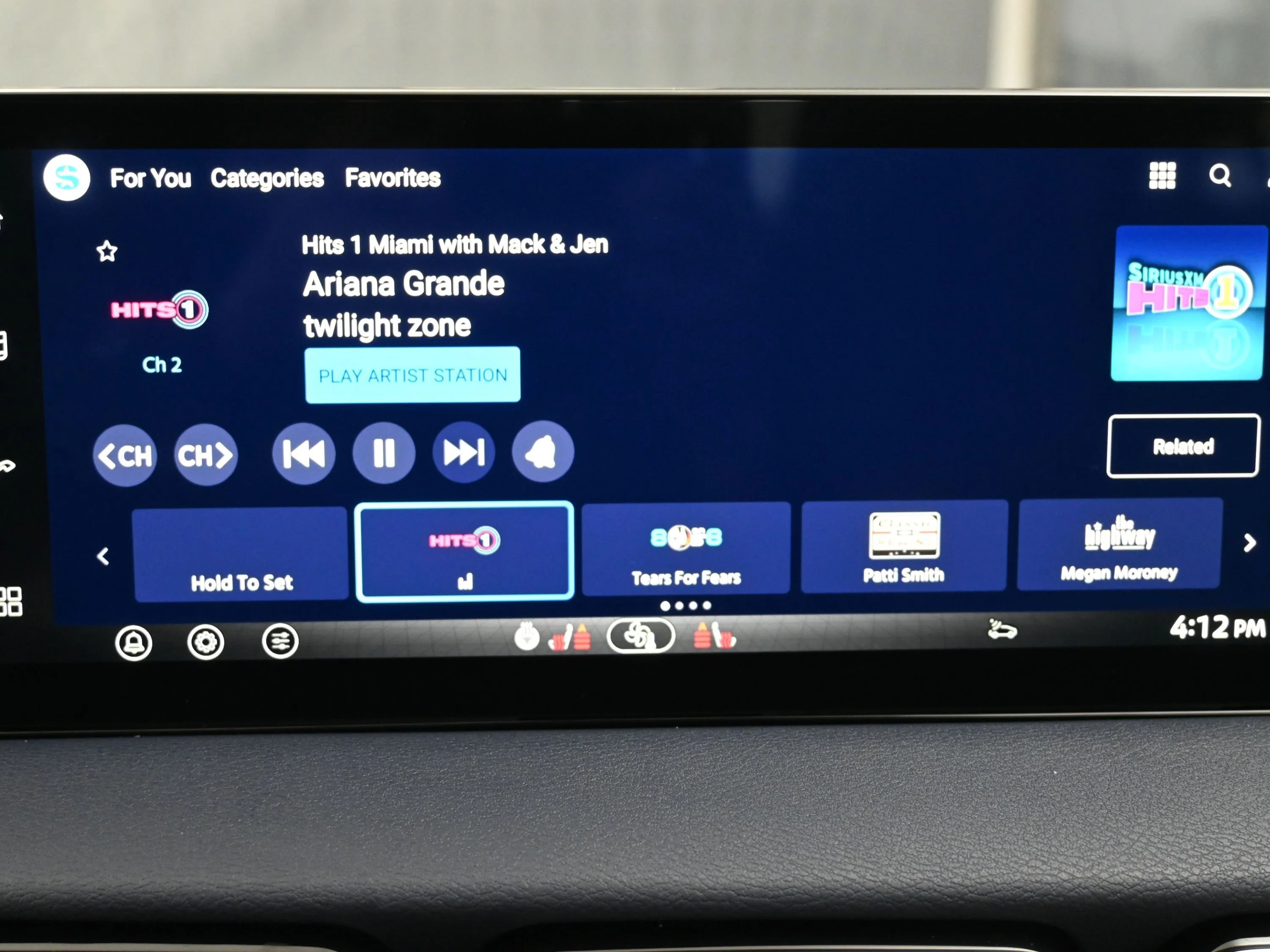 New 2026 Atlantic Gray Metallic Nissan SL image 16