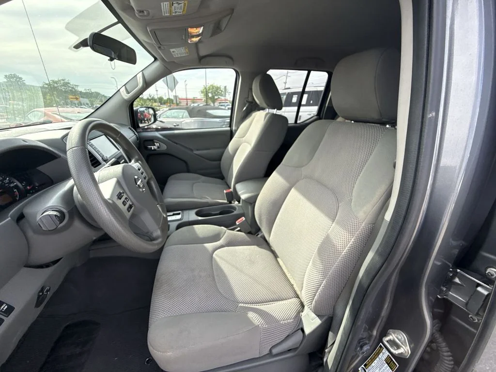 Used 2019 Gray Nissan SV image 11