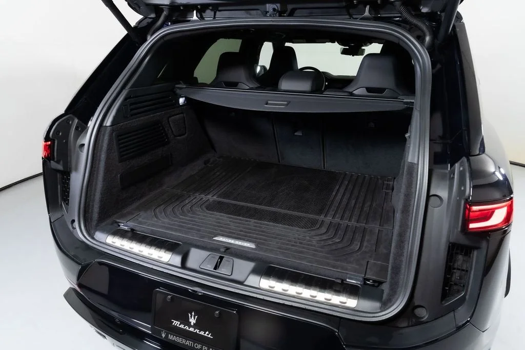 Used 2025 Black Land Rover SV Edition Two image 17