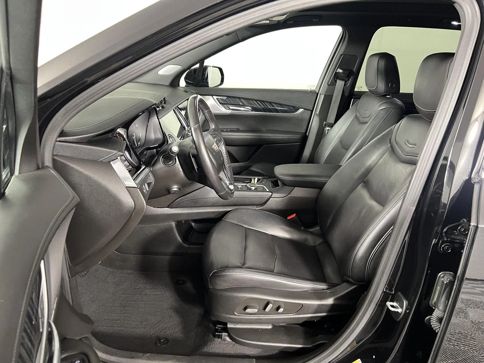 Used 2023 Stellar Black Metallic Cadillac Premium Luxury image 16