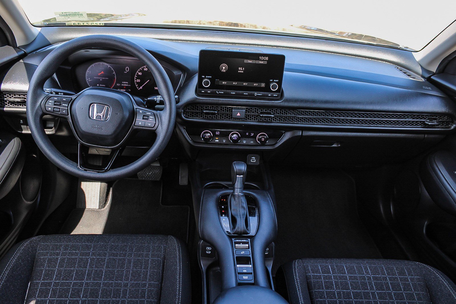 2025 Honda HR-V LX - Photo 13