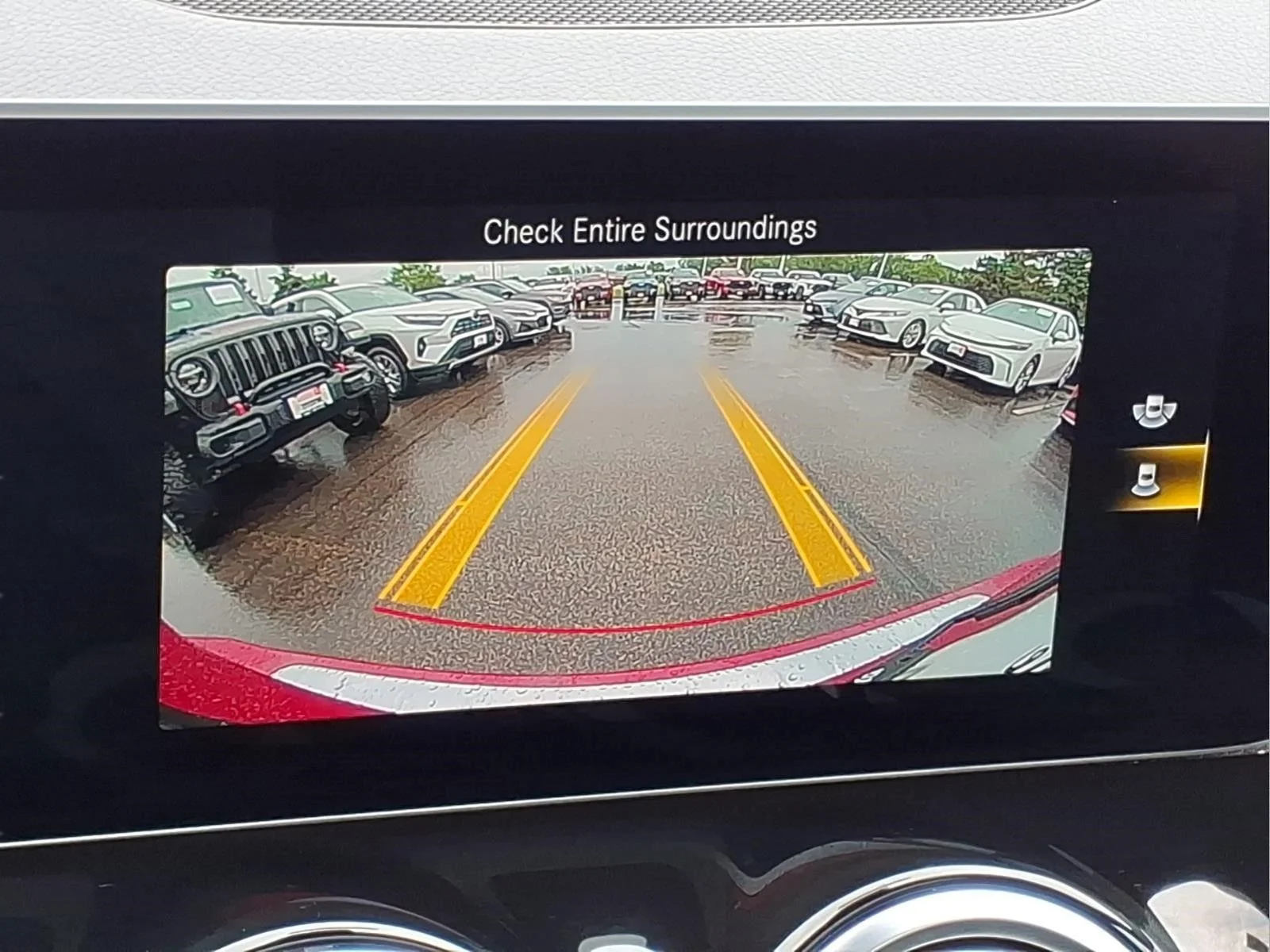Used 2021 Red Mercedes-Benz GLB 250 image 15