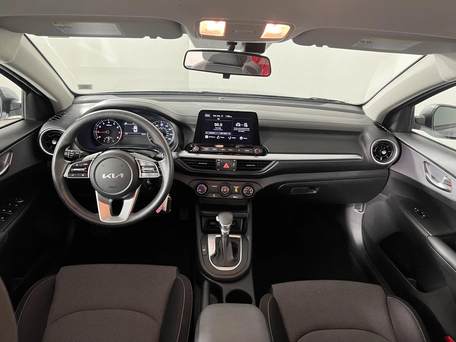 Certified Used 2024 Steel Gray Kia LXS image 2