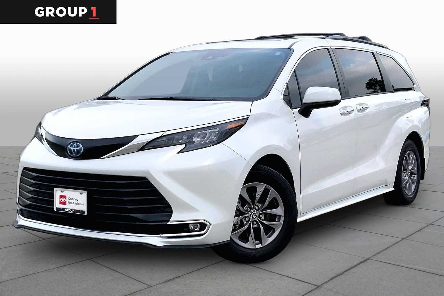 2024 Toyota Sienna XLE