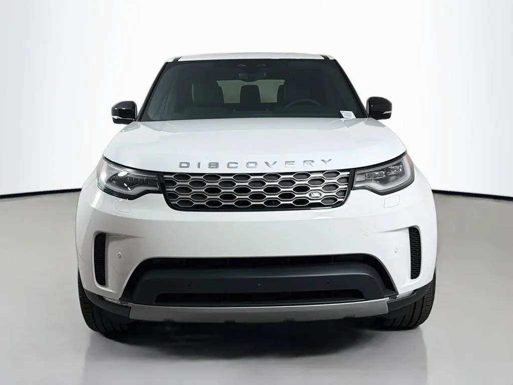 New 2026 Fuji White Land Rover S image 2