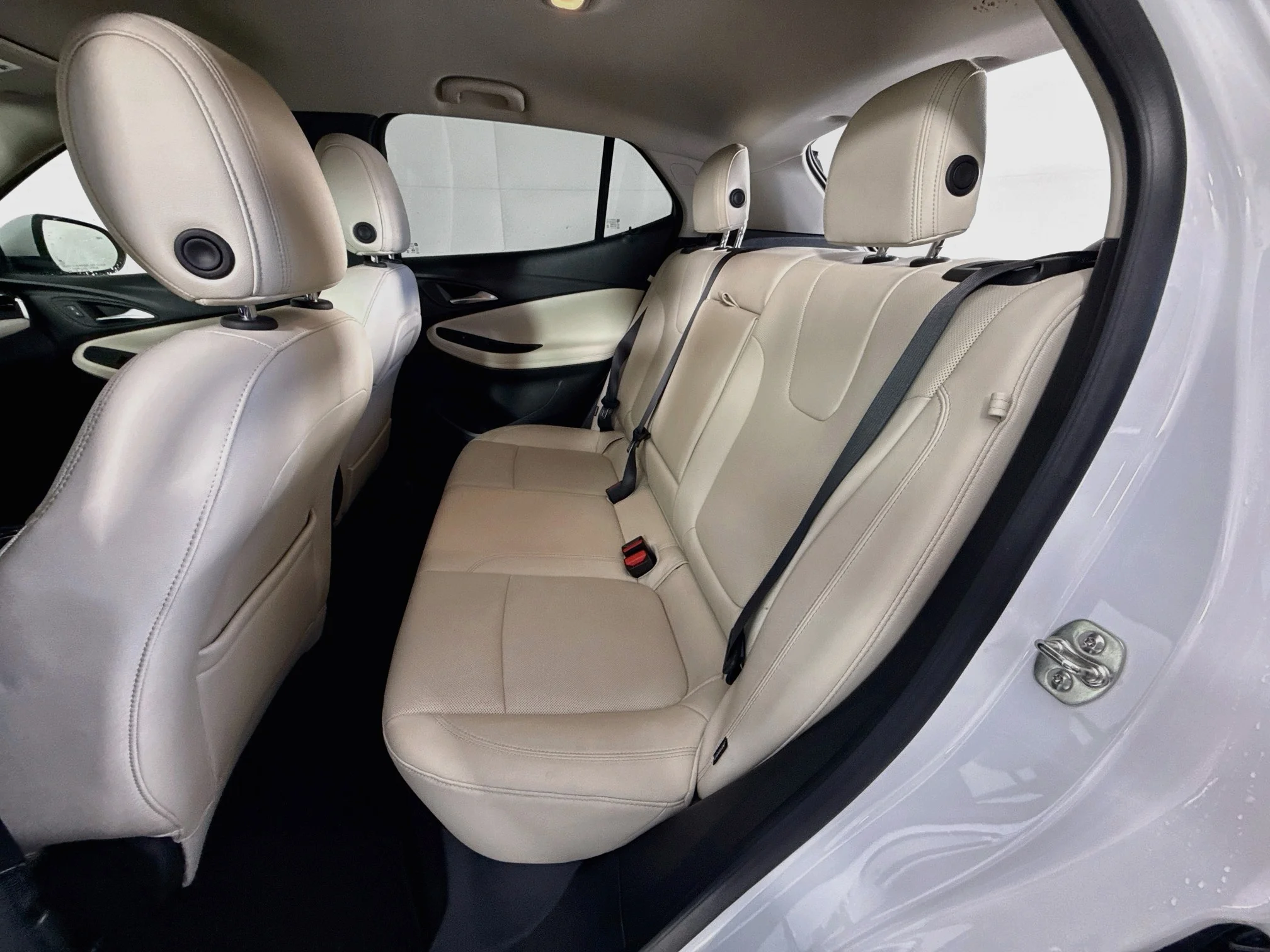 Used 2024 Summit White Buick Sport Touring image 23