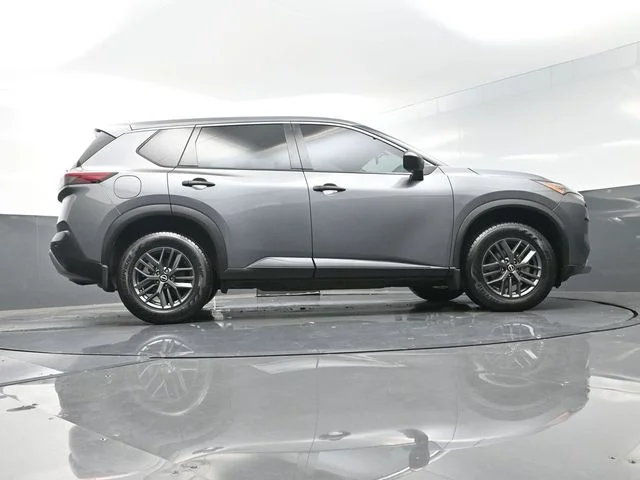 Used 2022 Gray Nissan S image 37